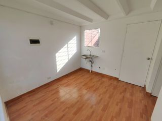 Foto 5 de Alquiler de Casa Tipo Módulo en Urb. Jacaranda (El Pino), Parcona