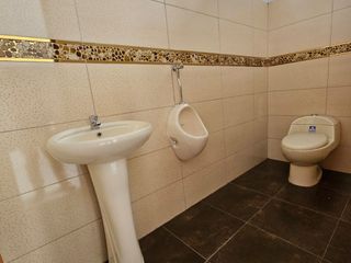 Foto 4 de 📍 Local Comercial de 140 m² en Alquiler | Alto Tránsito y Gran Oportunidad