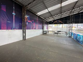 Foto 1 de Galpón comercial de arriendo o venta en calderón cerca al coral