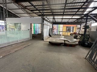 Foto 4 de Galpón comercial de arriendo o venta en calderón cerca al coral