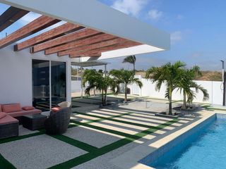 Foto 6 de casa lujosa de venta en santa marianita manta B/L