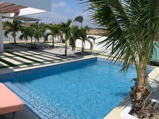 Foto 7 de casa lujosa de venta en santa marianita manta B/L