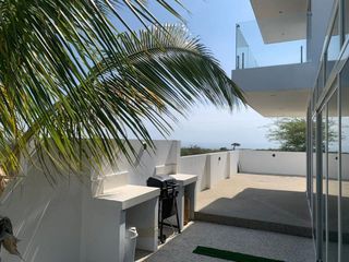 Foto 8 de casa lujosa de venta en santa marianita manta B/L