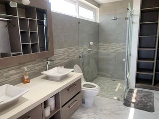 Foto 29 de casa lujosa de venta en santa marianita manta B/L
