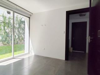 Foto 2 de NAYON - RENTA /CASA DENTRO DE URBANIZACION