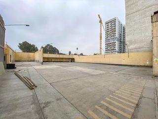 Foto 21 de 🏢💼 ¡SE VENDE LOCAL DE CROMOTEX DE 5,264.06 M2 EN PLENA AVENIDA NICOLAS ARRIOLA! 💼🏢