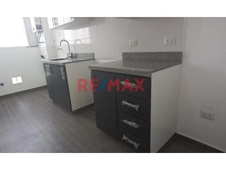 Foto 20 de ALQUILER DE DEPARTAMENTO EN SANTA BEATRIZ CON COCHERA
