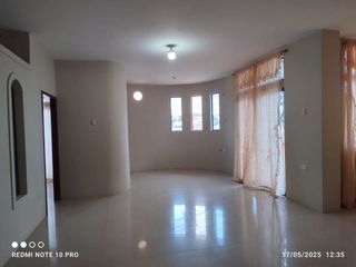 Foto 1 de casa rentera de venta en manta zona norte R/H