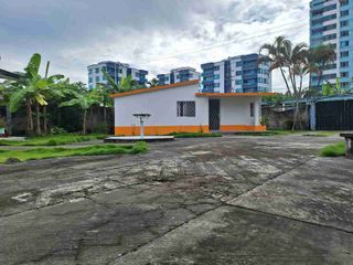 Foto 13 de Vendo Casa en la Playa de Tonsupa / Esmeraldas