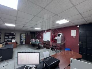 Foto 2 de VENTA DE LOCAL INDUSTRIAL EN CERCADO DE LIMA