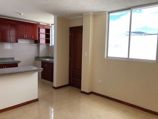Foto 2 de Casas independientes de venta de 3 dormitorios en la Ecuatoriana, Sur de Quito-Ecuador