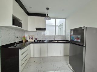 Foto 4 de ALQUILER DPTO AMOBLADO 5TO PISO - CHICLAYO - URB LOS SAUCES