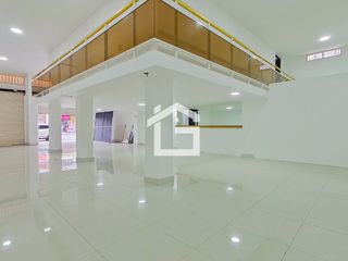 Foto 1 de Local comercial en alquiler en el Centro de Machala