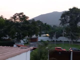 Foto 7 de Vive rodeado de naturaleza y lujo en La Planicie .Casa en venta