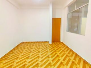 Foto 13 de Se Alquila Amplio Departamento en Primer Piso en La Urb. El Harás de Ica