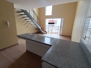 Foto 10 de Departamento En Alquiler En Comas!!