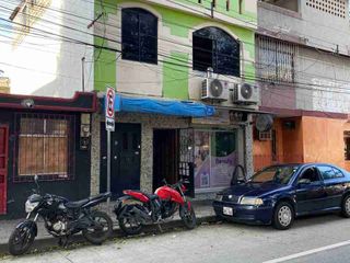 Foto 2 de Casa Rentera con Local comercial en Sauces 8