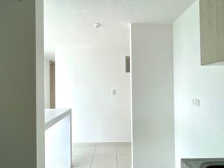 Foto 9 de Magnífico apartamento en Mirador del Viento con vista a las montañas y 3 habitaciones. Condina. Pereira.