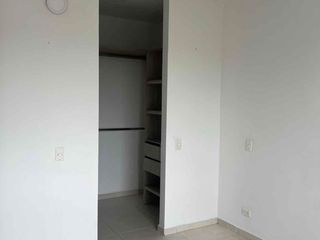 Foto 3 de Amplio Apartamento