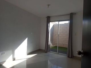 Foto 3 de Casa en alquiler Urb. Villaclub Ica!