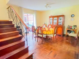 Foto 2 de Se Vende Casa En Esquina – Salamanca (Ate)