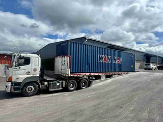Foto 5 de Rento Excelente Bodega de 1.400 m2 en Ambato