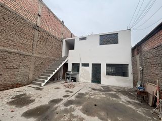 Foto 2 de ¡Comas! Venta de Casa 160 m² a Valor Terreno – Urb. Carabayllo