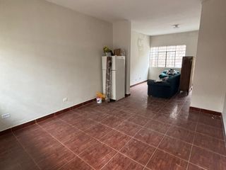 Foto 3 de ¡Comas! Venta de Casa 160 m² a Valor Terreno – Urb. Carabayllo