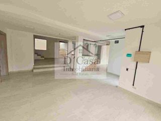 Foto 1 de Rento Oficinas para Empresas de Seguros y otros  No comidas
