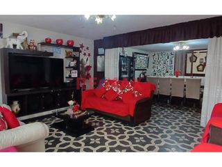 Foto 5 de Oportunidad De Inversión Casa En Venta - San Martin De Porres
