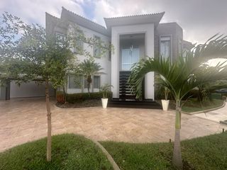 Foto 1 de VENTA CASA ESTANCIAS DEL RIO