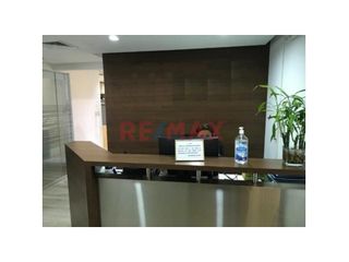 Foto 2 de Alquiler Oficina Amoblada En San Isidro