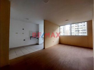 Foto 4 de Se Alquila Departamento En Comas