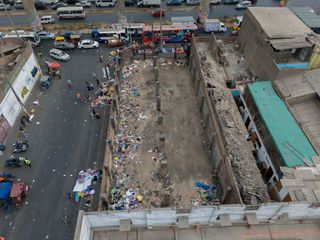 Foto 10 de SE VENDE TERRENO COMERCIAL FRENTE A LA ESTACION GRAU CERCADO DE LIMA