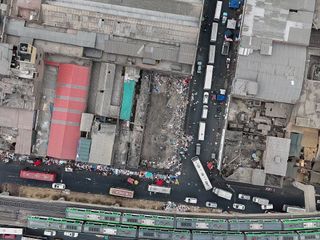 Foto 11 de SE VENDE TERRENO COMERCIAL FRENTE A LA ESTACION GRAU CERCADO DE LIMA