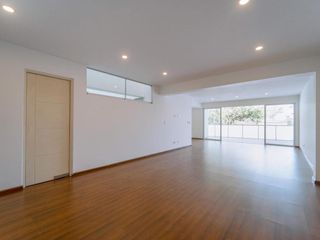Foto 3 de OCASION, VENDO LINDO DEPARTAMENTO EN SURCO_ALONSO DE LA MOLINA