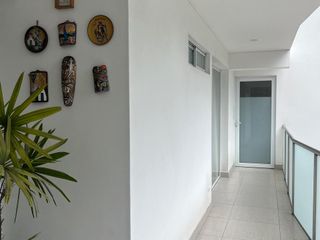 Foto 19 de OCASION, VENDO LINDO DEPARTAMENTO EN SURCO_ALONSO DE LA MOLINA