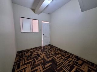 Foto 3 de Venta de 2 Casas + 2 Locales en Urb. El Pinar, Etapa 1 - Comas