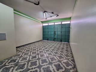 Foto 7 de Venta de 2 Casas + 2 Locales en Urb. El Pinar, Etapa 1 - Comas