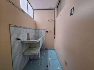 Foto 14 de Venta de 2 Casas + 2 Locales en Urb. El Pinar, Etapa 1 - Comas