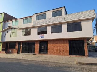 Foto 32 de Venta de 2 Casas + 2 Locales en Urb. El Pinar, Etapa 1 - Comas