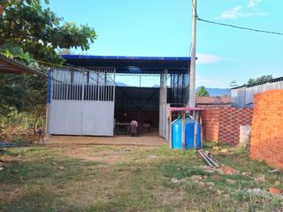 Foto 1 de Local comercial ubicado en el km 3 de la nueva vía de evitamiento, a 3 cuadras del mercado santa anita.