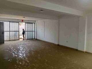 Foto 1 de Se alquila local comercial primer piso en comas Av. retablo