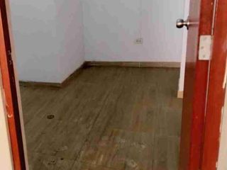 Foto 12 de Se alquila local comercial primer piso en comas Av. retablo
