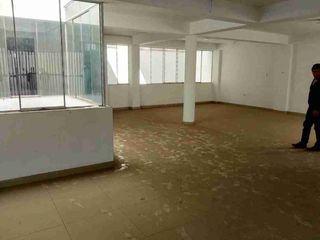 Foto 13 de Se alquila local comercial primer piso en comas Av. retablo