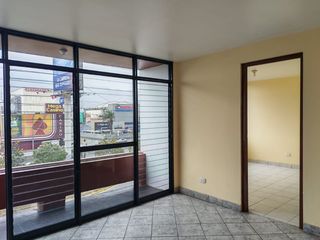 Foto 2 de ALQUILO LOCAL COMERCIAL DE 153 M2 PISO 4 LOS OLIVOS