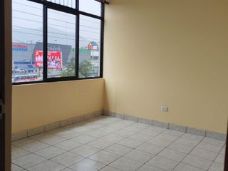 Foto 36 de ALQUILO LOCAL COMERCIAL DE 153 M2 PISO 4 LOS OLIVOS
