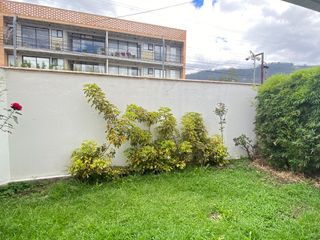 Foto 4 de Casa en Renta Sector Lumbisí Cumbayá