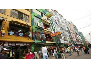 Foto 1 de ¡Venta De Local Comercial En Galery El Rey - Gamarra!
