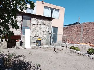 Foto 19 de Se Vende Amplia Casa A Precio De Terreno En Zamácola!!